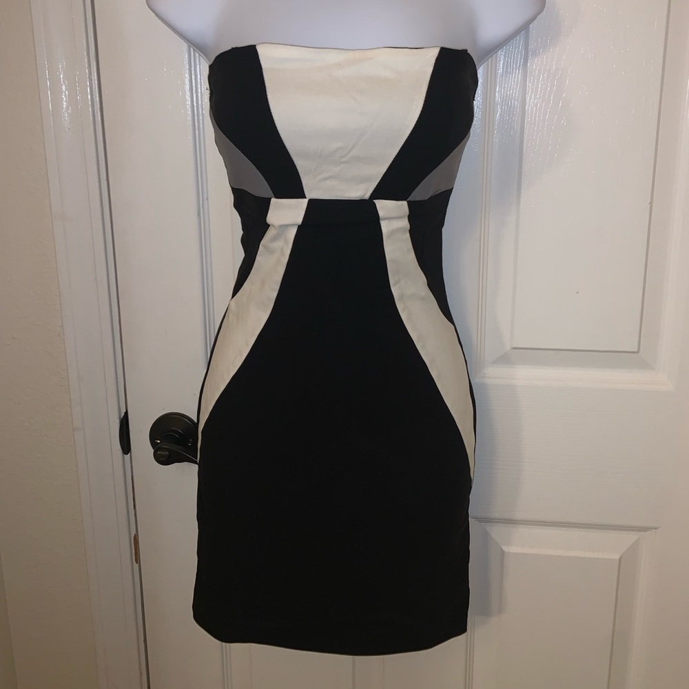 🌹New A’gaci black, gray, & white strapless bodycon dress